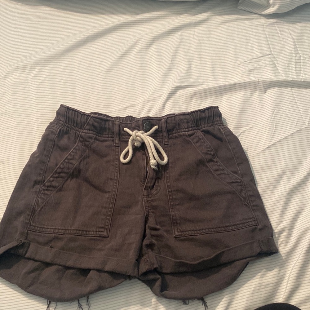Tom girls shorts ! SIZE 2